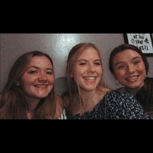 Meet your Posher, Claire